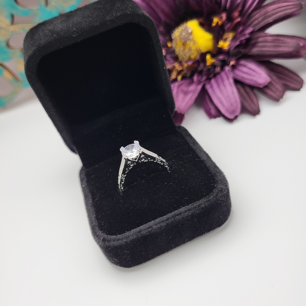 Solitaire ring with intricate band detailing, high set, New! Multiple sizes - Picture 11 of 11